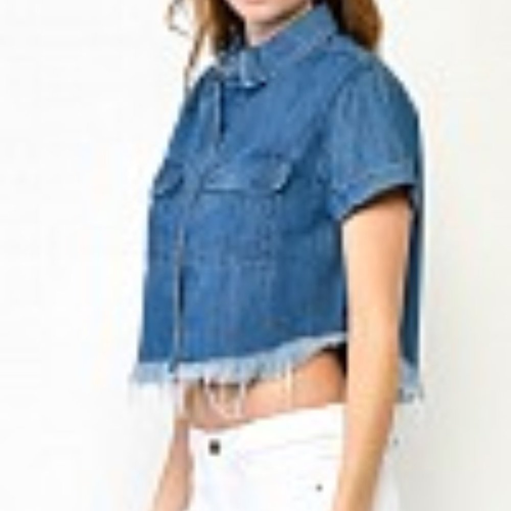 HIDDEN JEANS -  BLUE FRAYED CROP TOP